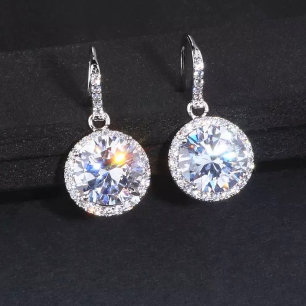 AAA CUBIC ZIRCONIA DROP EARRINGS - Picture 4 of 7